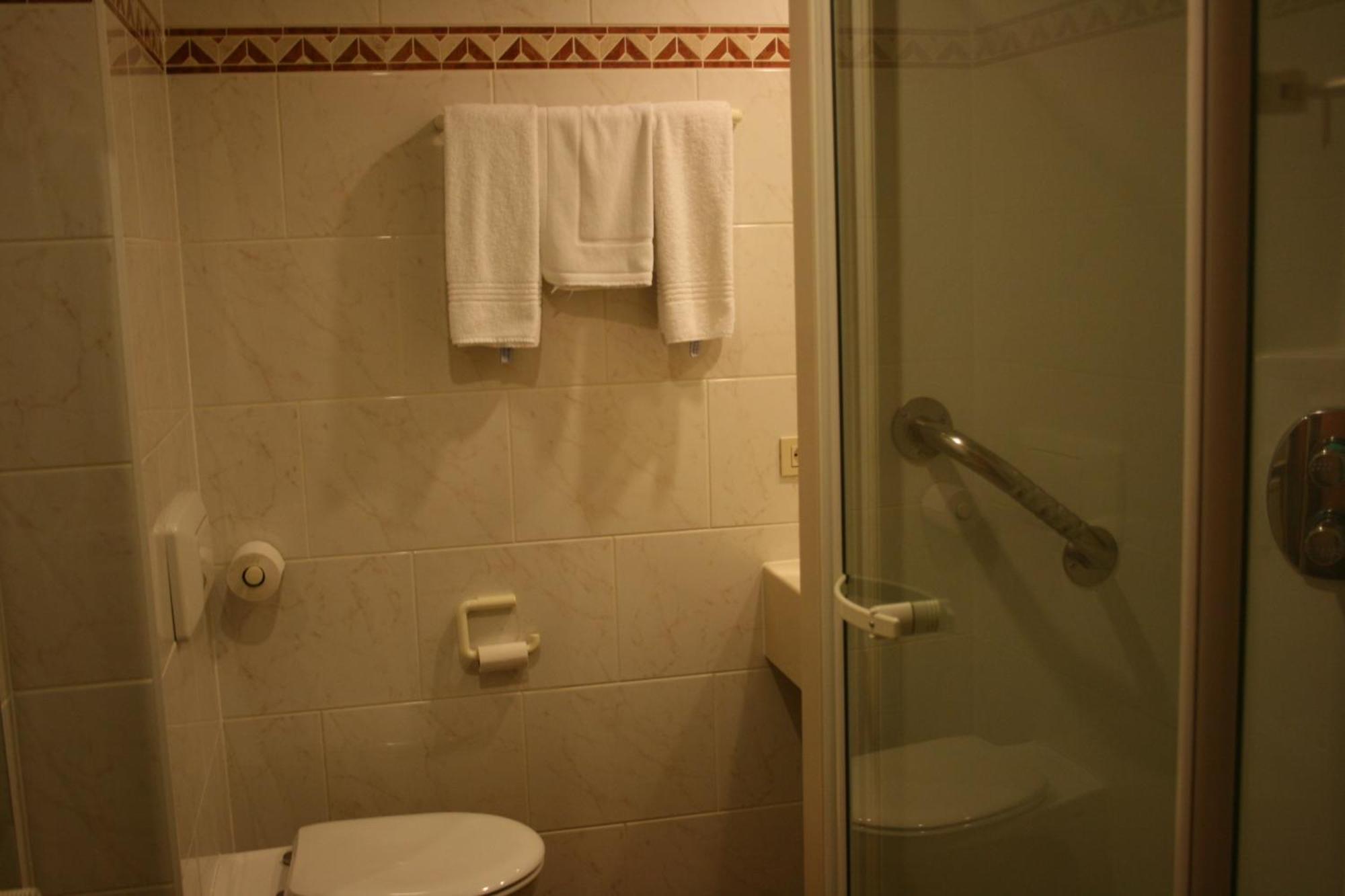 Hotel Shamrock ทิลต์ ภายนอก รูปภาพ